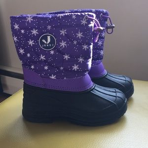 Girl’s Jands Purple Snow Boots